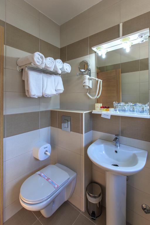 Hotel Akapulco Sutomore Phòng bức ảnh
