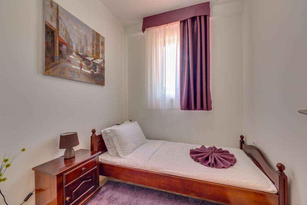 Hotel Akapulco Sutomore Ngoại thất bức ảnh