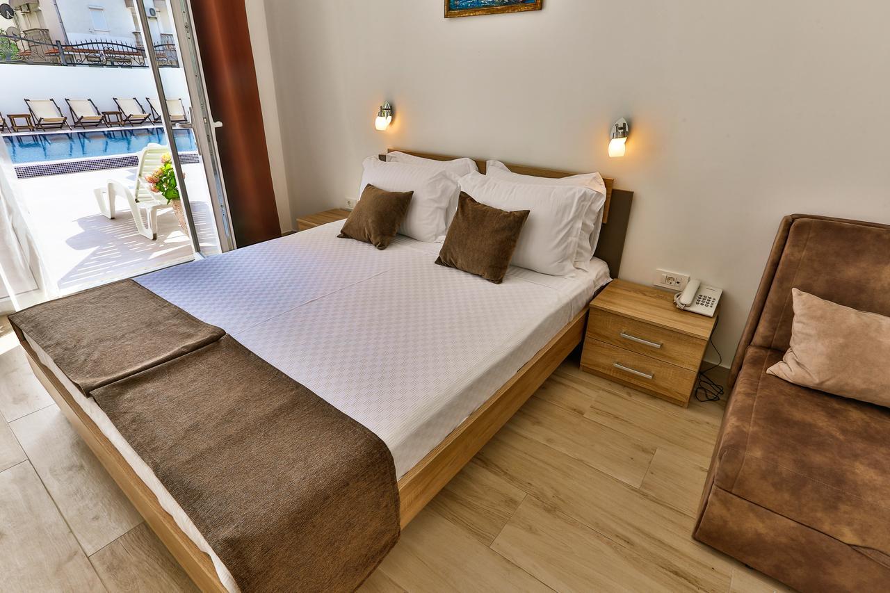 Hotel Akapulco Sutomore Ngoại thất bức ảnh